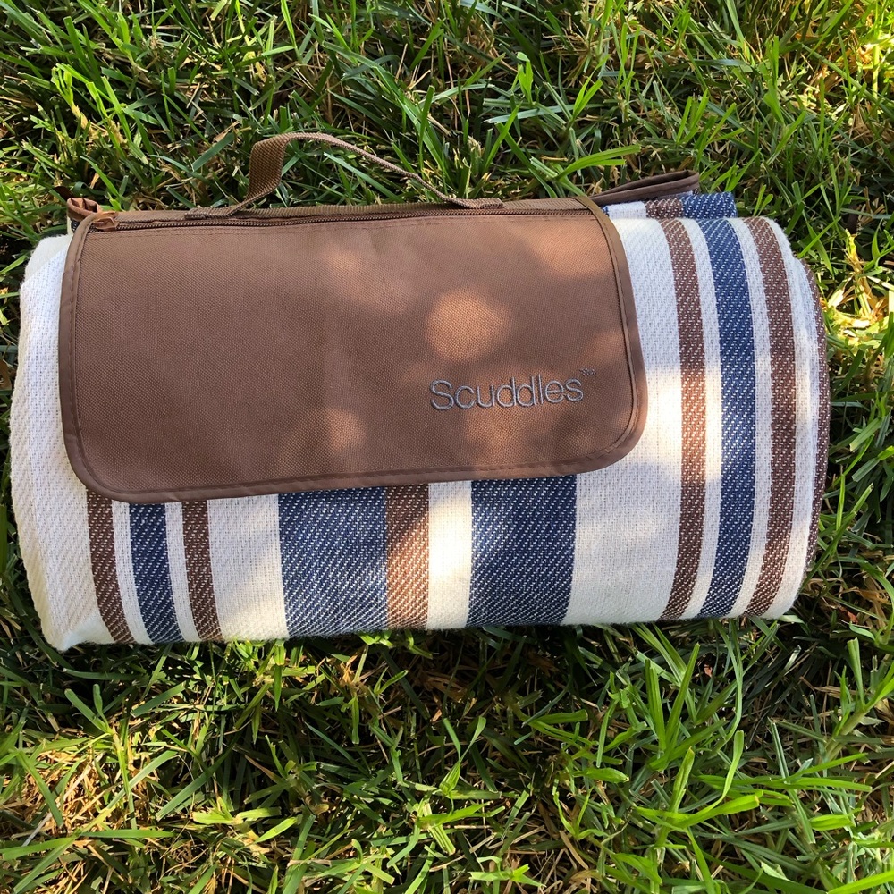 Scuddles Picnic Blanket XL